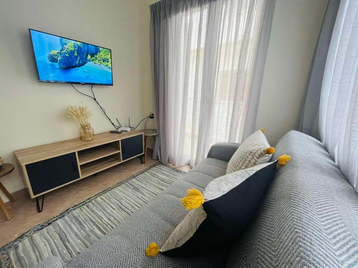 Ammoudeli Apartments Plomari Екстериор снимка