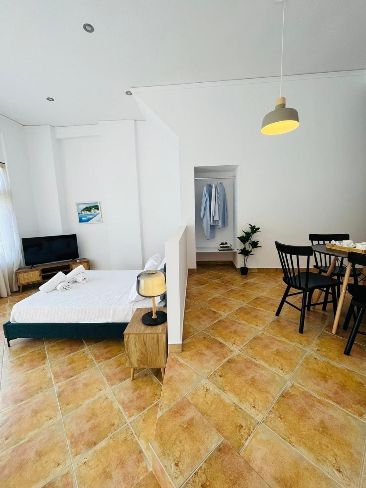 Ammoudeli Apartments Plomari Екстериор снимка