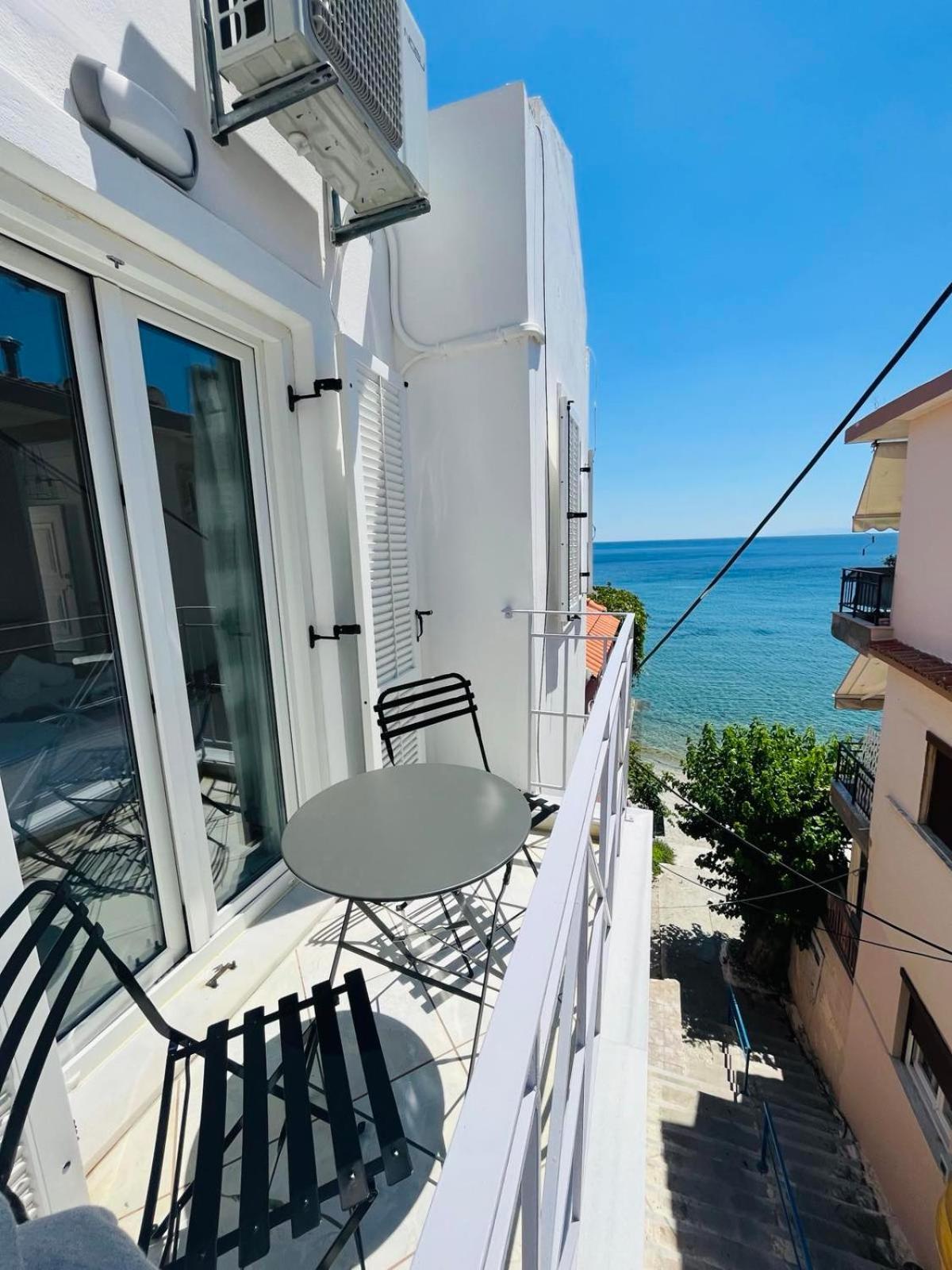 Ammoudeli Apartments Plomari Екстериор снимка