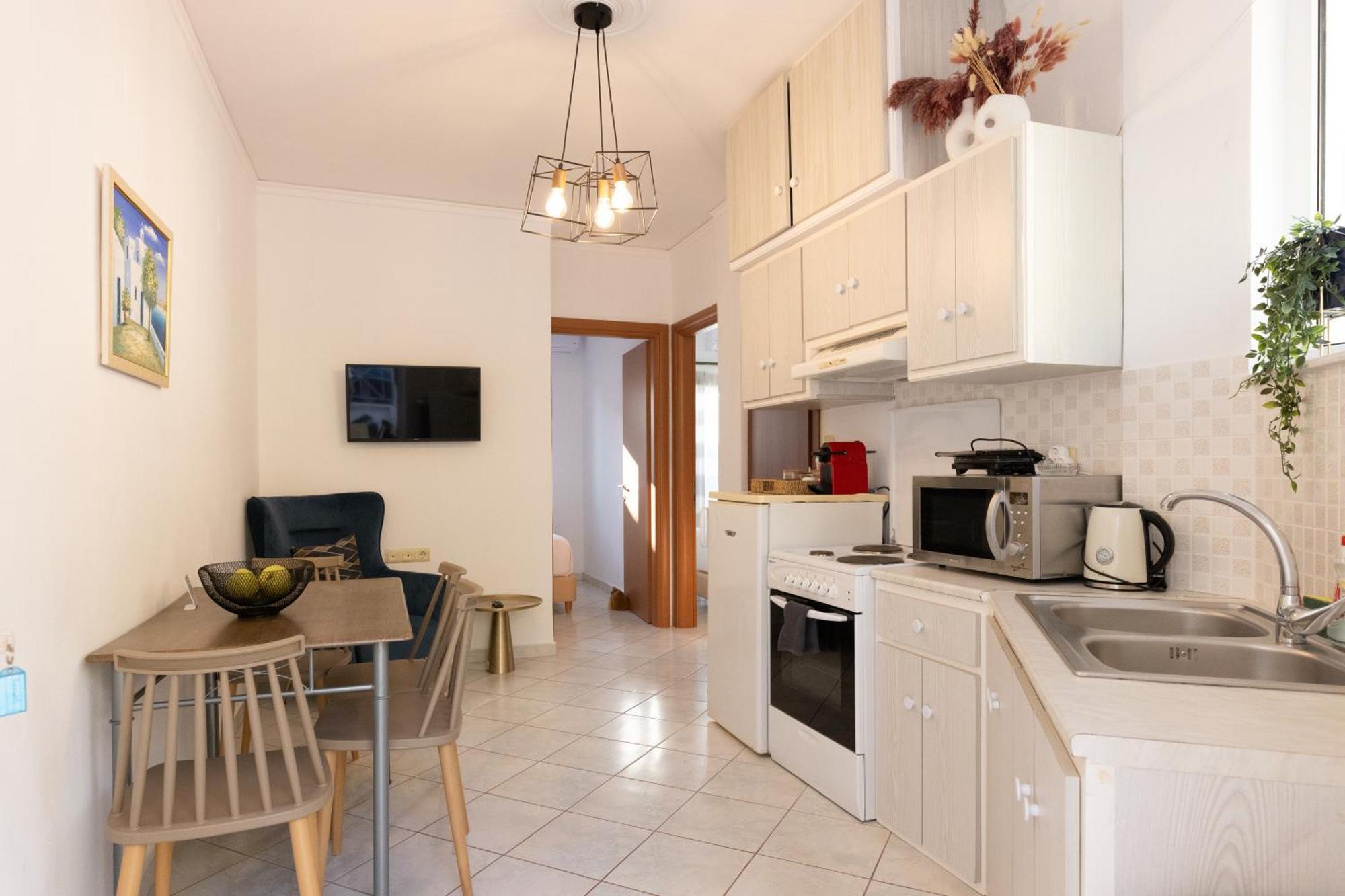 Ammoudeli Apartments Plomari Екстериор снимка