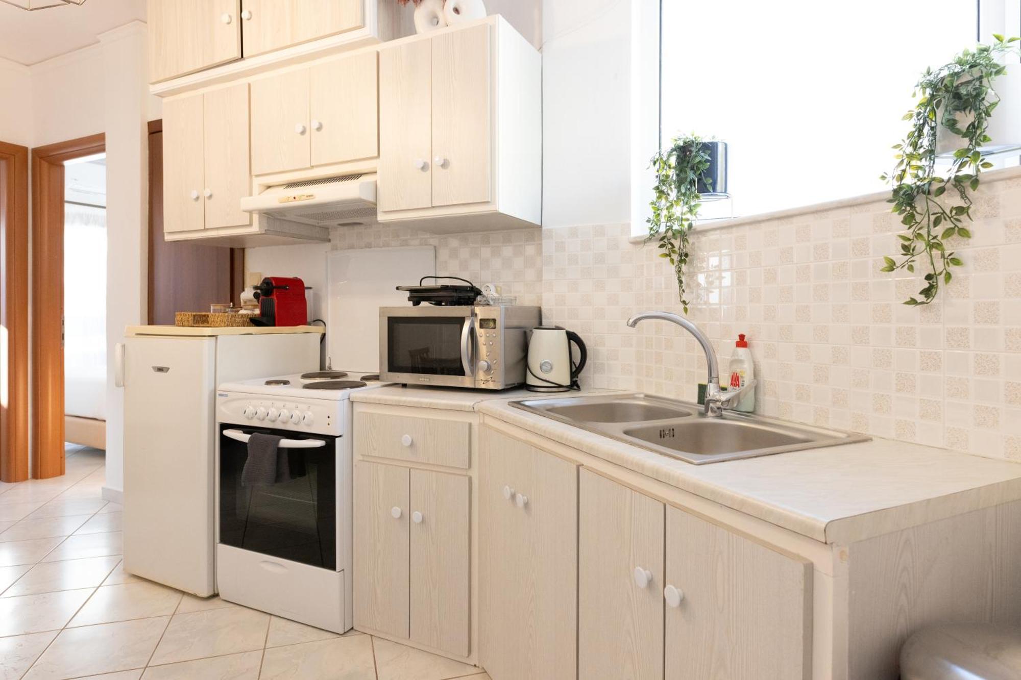 Ammoudeli Apartments Plomari Екстериор снимка