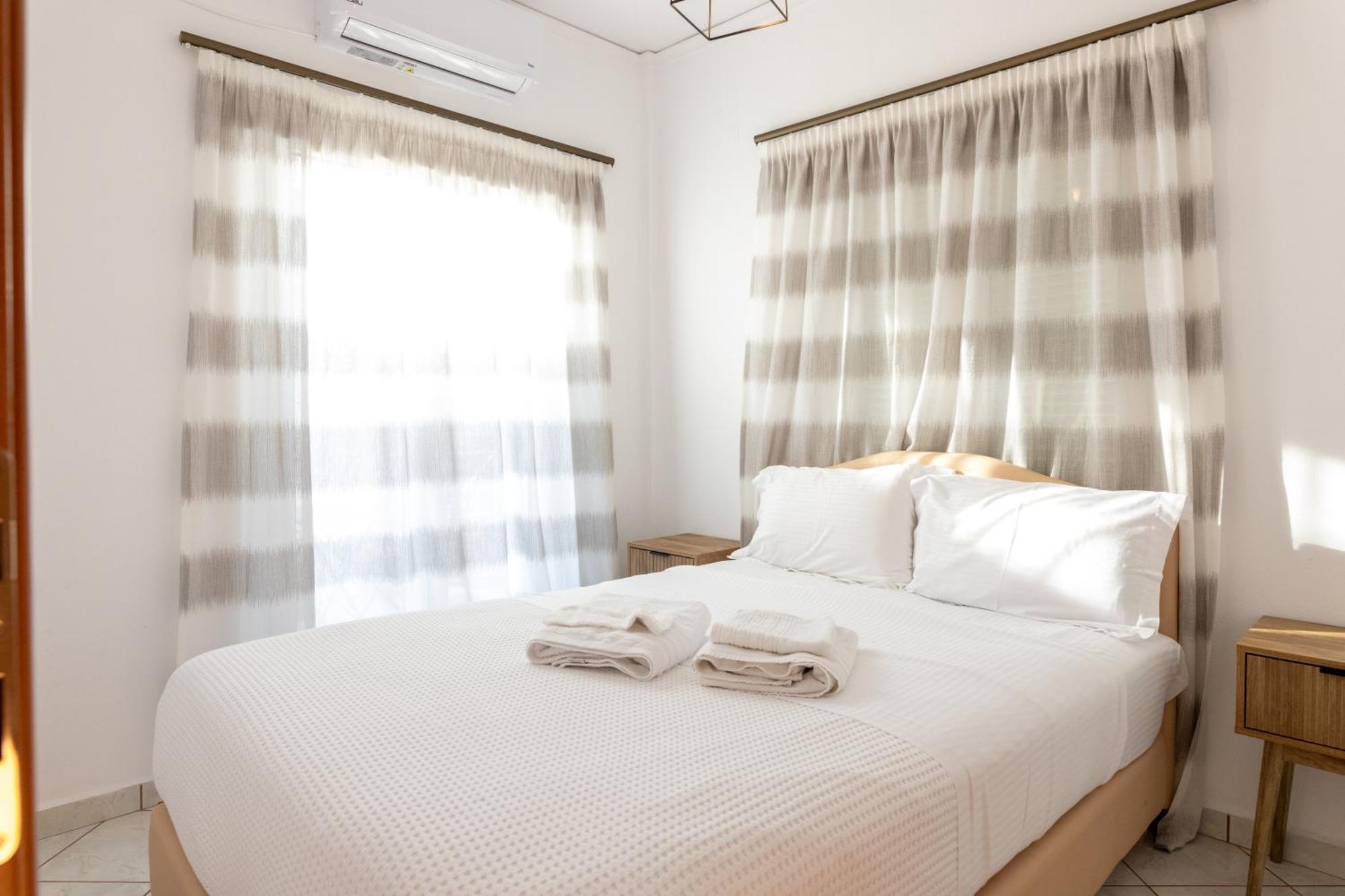 Ammoudeli Apartments Plomari Екстериор снимка